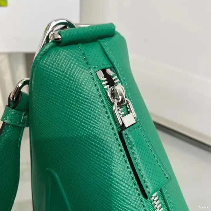 2212HT0002 Prada Bag 0502